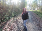 Preview 1 of Blowjob mit Fremden im Wald (Outdoor)