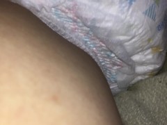 018 おむつおもらしに興奮！おむつを巻いてオナニー！ - Screenshot 7 of 16 - Bedwetting
