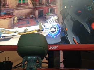 Memehub: Mini Doom Slayer Watches Widow Get Fucked In Overwatch_While GettingBlown!