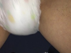 019 おむつを巻き付けてオナニーしたら…もぉ我慢できない…！ - Screenshot 11 of 16 - Diaper