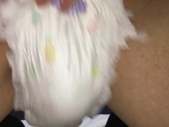 019 おむつを巻き付けてオナニーしたら…もぉ我慢できない…！ - Screenshot 13 of 16 - おむつ Diaper