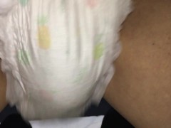 019 おむつを巻き付けてオナニーしたら…もぉ我慢できない…！ - Screenshot 14 of 16 - Masturbation