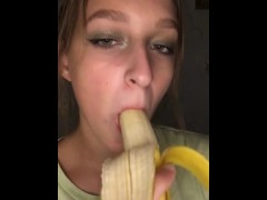 Banana Blowjob. Drooling on banana