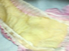 021 トレーニングおむつでおもらし！ちょっとだけオナニーもします！ - Screenshot 16 of 16 - おもらし