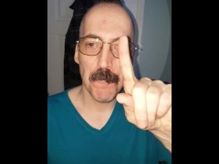 Brushing my teeth - Screenshot 14 of 16 - Unclechris