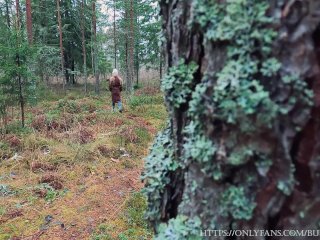 In public park, caught a teen and cum in her mouth.