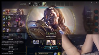 Girl Uses A Vibrator To Gently Massage Her Clit While Playing League Of Legends