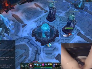 EGirl_Masturbates While_Playing League of Legends