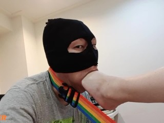 Come Slave! Here's your place.Gagging life.