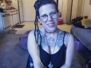 贞操戏弄 - “这只是你现在的生活。”