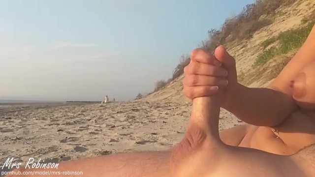 Shameless Public Beach Sex till Beachgoers had enough