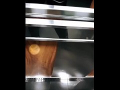 Olhe e observe é sua única opção 