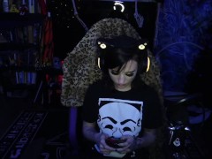 Pleasing Simon! - Screenshot 5 of 16 - Simon Says