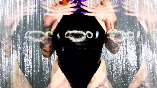 Stroke to Shiny Black Mesmerize Free Preview