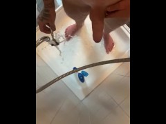 Jerking off - Screenshot 10 of 16 - Shaving My Balls