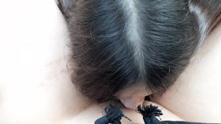 Вылизала киску на балконе в отеле Турции у всех на виду