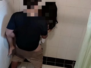 Kinantot at Pinaliguan nang Tamod ang Malibog na Katulong - Pinay Sex 