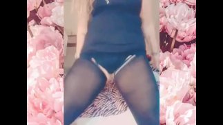 Танцует у меня на каблуках. Кантри