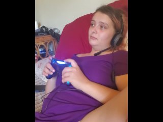 Gamer Girl Pussy Pounding