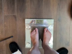 Weigh In - Screenshot 9 of 16 - Kink