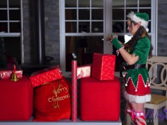 PLAYFUL ELVES UNPLANNED SCREWING - PREVIEW - ImMeganLive - Screenshot 9 of 16 - Elves