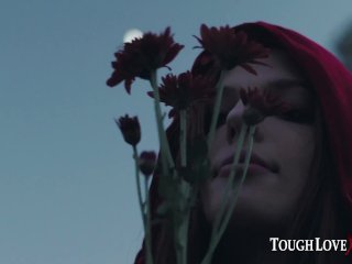 TOUGHLOVEX Red Riding Hood Scarlett Mae meets Werestud screenshot number 0