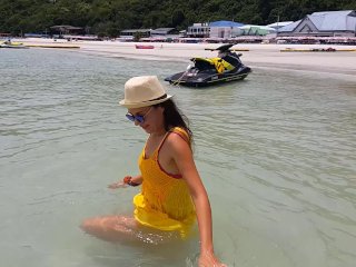 Up Yellow Dress NO_PANTIES in Public # Bull Plug flash_at the Beach