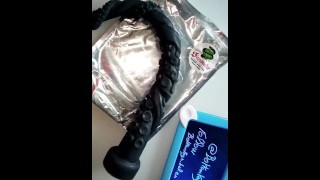 Sinnovator Kraken Double Depth Training Platinum Silicone Dildo - UNBOXING Bottomtoys