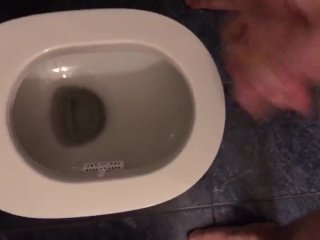 I piss Cum! Piscio sborra!