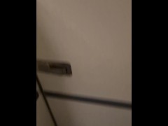 Video DRIPPING PU$$Y JUICES on an AIRPLANE BATHROOM :)