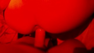 Я попросила подругу снять наш анальный секс. Ему это нравилось.