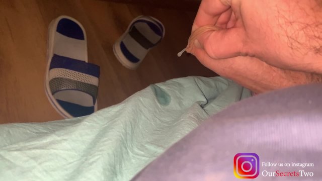 Family visit - guy jerks off in same bed with his stepsister - risky, caught