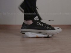 Crush Egg Carton | Converse Sneakers