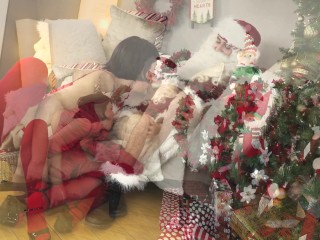 GROOBYGIRLS: Santa Fucks Daisy Taylor