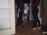 Preview 1 of Horny MILF in yoga pants has no money to pay the delivery guy - quickie sex with clothes