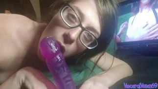 Guardami scopare il mio dildo!