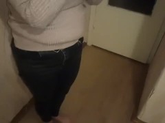 ТРАХАЮ КРАСАВИЦУ ЖЕНУ ПОКА ОН  - Screenshot 8 of 16 - Big Cock