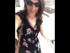 A quick flash at the outlet mall 