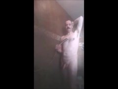Keeping clean - Screenshot 7 of 16 - Walk In Shower