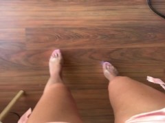 POV walking in platform stripper heels with belly ring and toe rings - Screenshot 4 of 16 - Legs