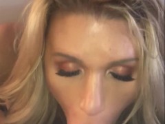 Nothing like some warm wet head in the morning. - Screenshot 14 of 16 - Blowjob