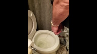 Watching my boyfriend piss in the toilet | piss