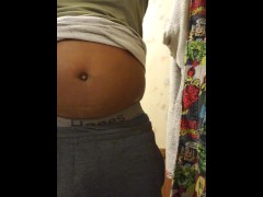 Gaining Shake Time - Screenshot 14 of 16 - Belly Fetish