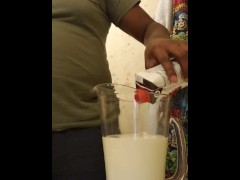 Gaining Shake Time - Screenshot 3 of 16 - Belly Bulge