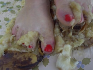 Foot Food Xxx - Crush Food Banana - www.faptube.xyz