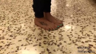 Ik laat hem mijn voeten aanraken in de supermarkt (preview)