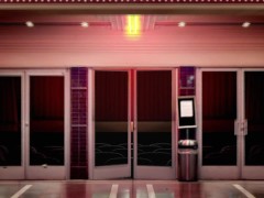 Кухня нудистов . Голая мамочка Милф готовит луковый суп с коньяком и вином . Пися Попа Сиськи. Чулки - Screenshot 1 of 16 - Butt