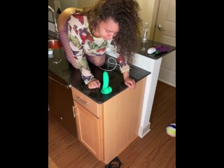 BIANCA FUCKS THAT PUSSY OUT IN THE KITCHEN FULL VID ON ONLYFANS!