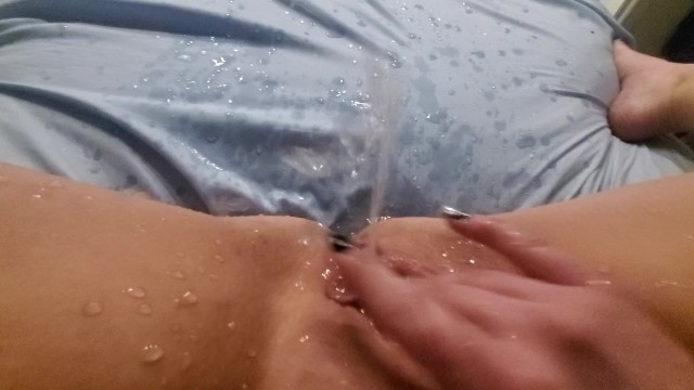 Squirting amateur pussy Masturbating And