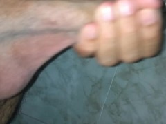 Me pajeo en el baño de la casa